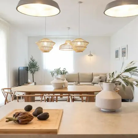 וילה Seaview Grota With Swimming Pool מסלניקה