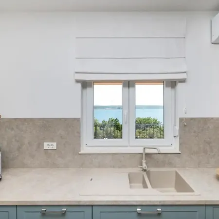 Seaview Grota With Swimming Pool